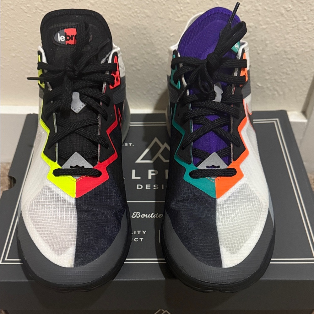 LeBron Men's Athletic Shoes - READ DESCRIPTION